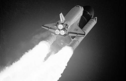 [(2015 - 2016) Space Shuttle in flight. Photo credit: Public Domain Dedication (CC0) via pixabay.com]